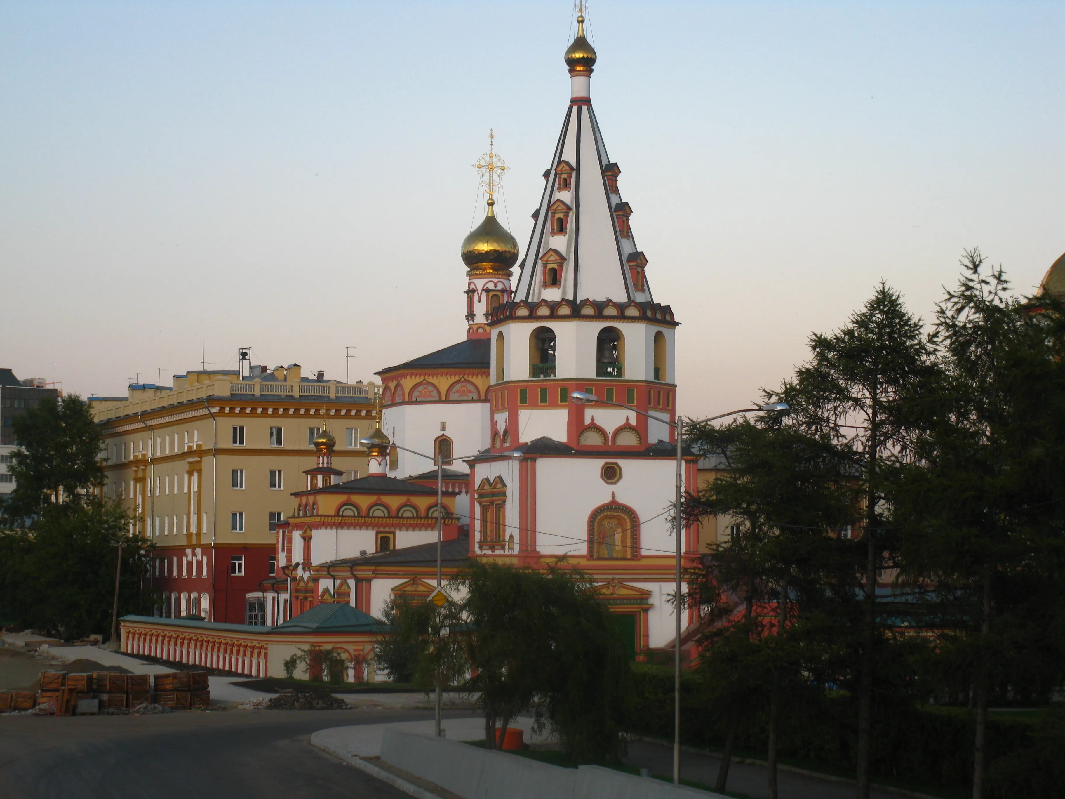 <Байкал>
